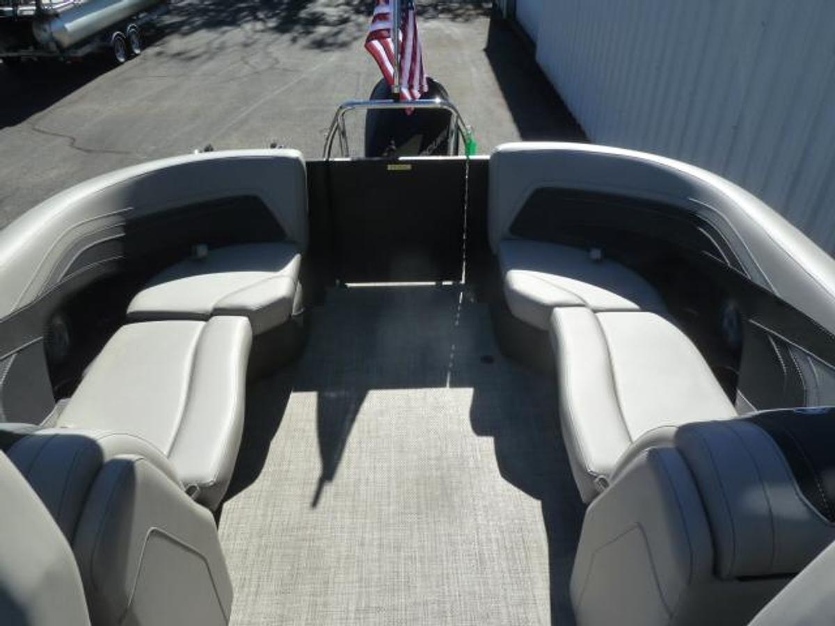 2027 Barletta C22QC