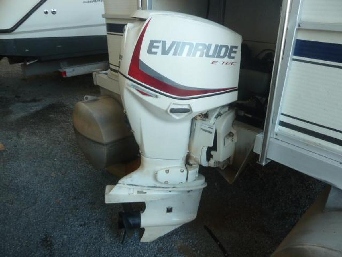 Used 1996 HARRIS 240 SUPER SUNLINER