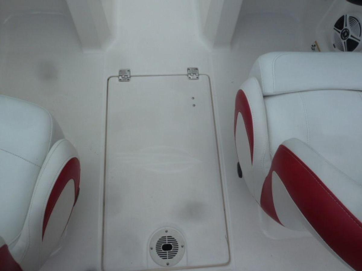 Used 2016 Chaparral H20 18 Sport