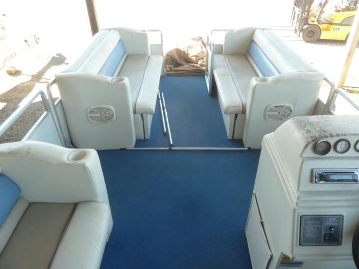Used 1996 HARRIS 240 SUPER SUNLINER