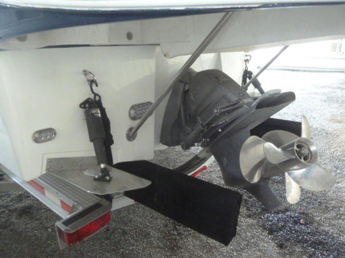 Used 2010 Azure AZ275