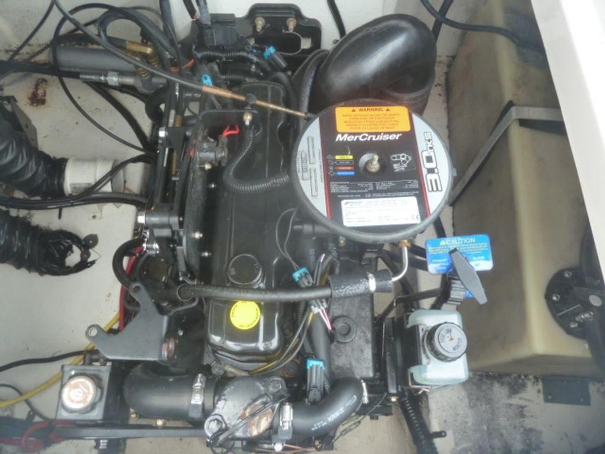 Used 2016 Chaparral H20 18 Sport