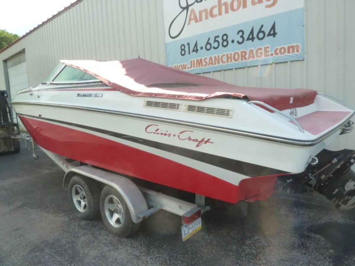 Used 1988 Chris Craft 245 LTD