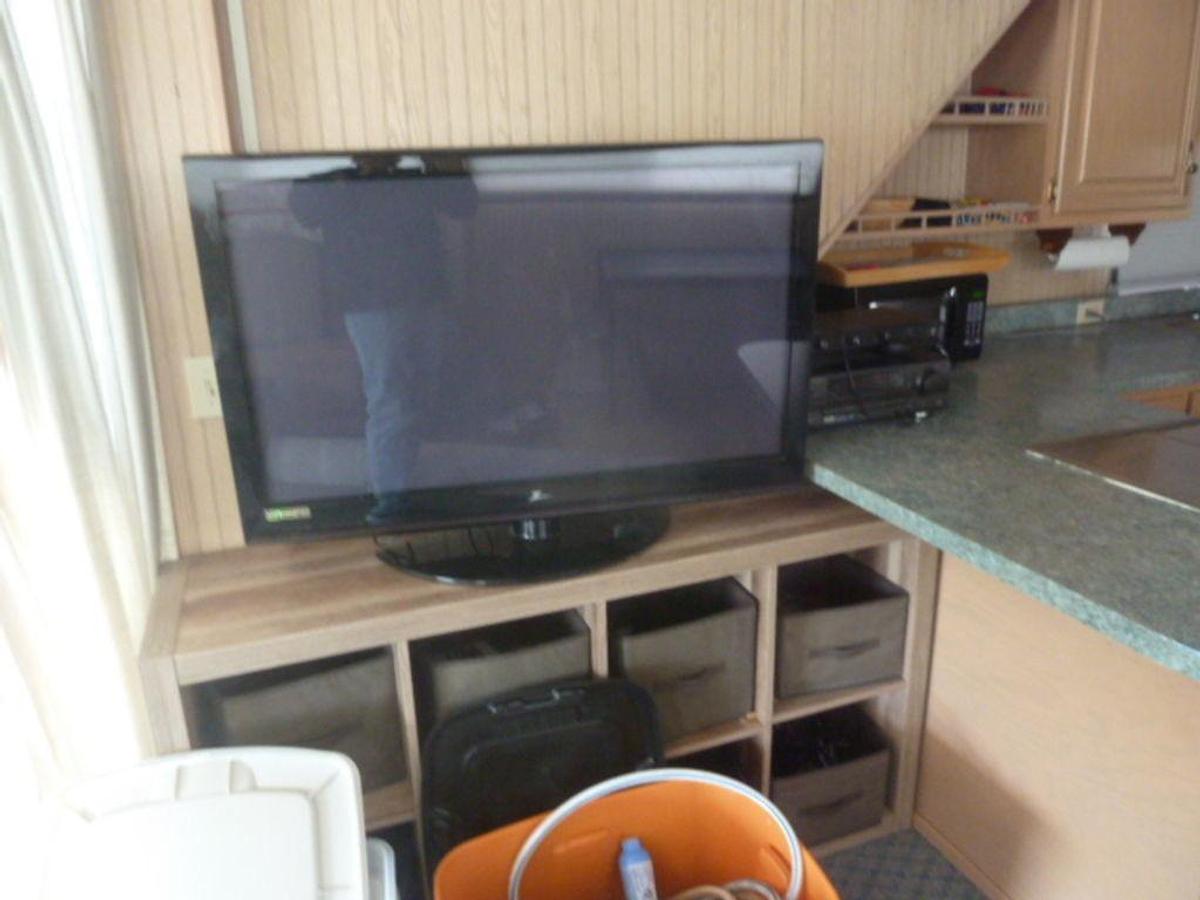 Used 1990 Leisure 58 X 14