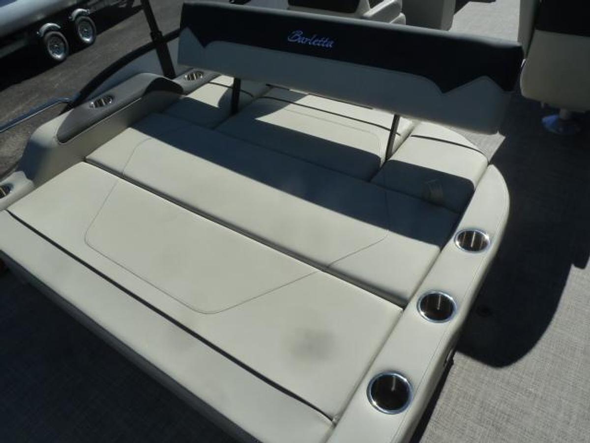 2027 Barletta S22UC