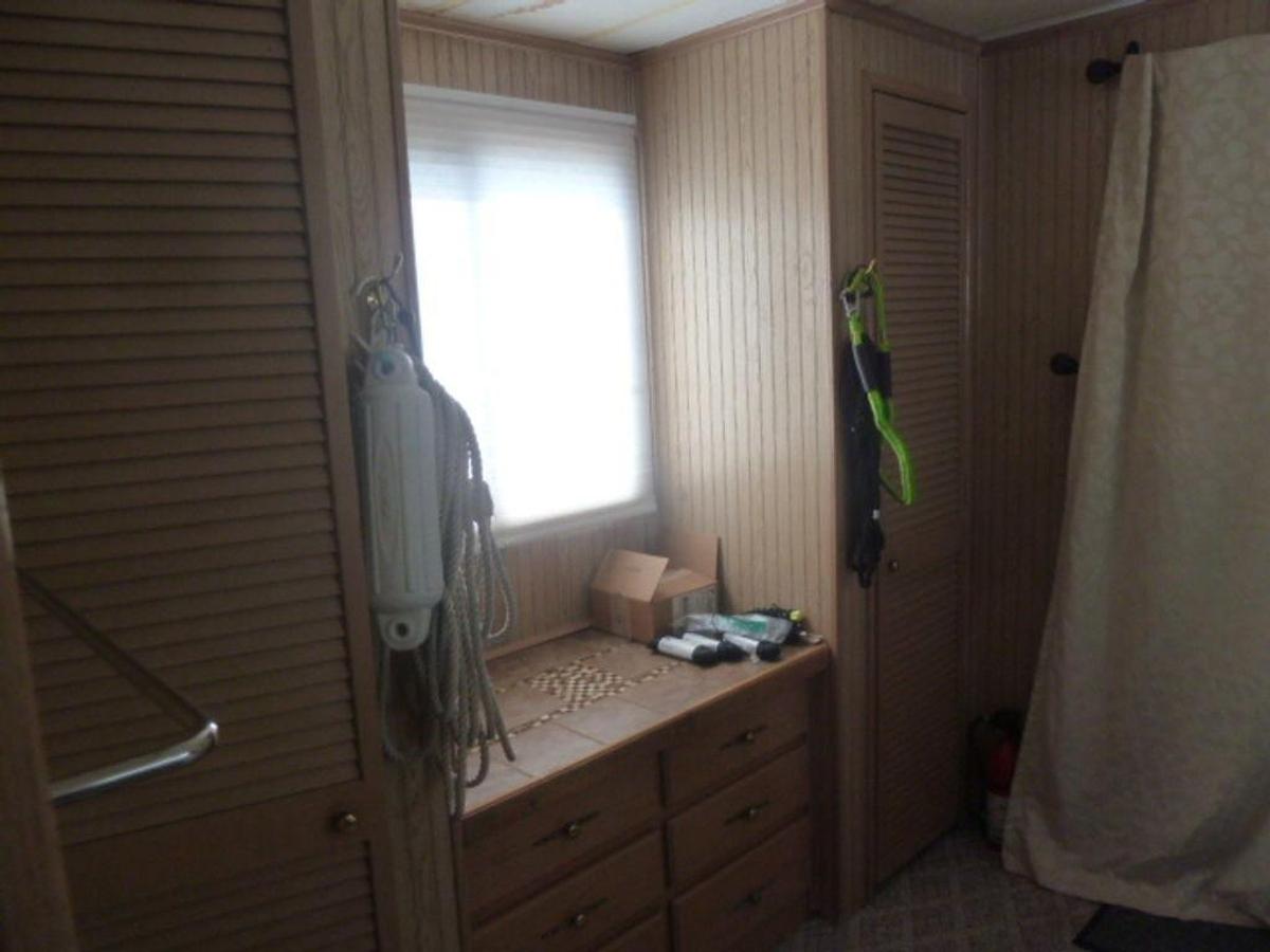 Used 1990 Leisure 58 X 14