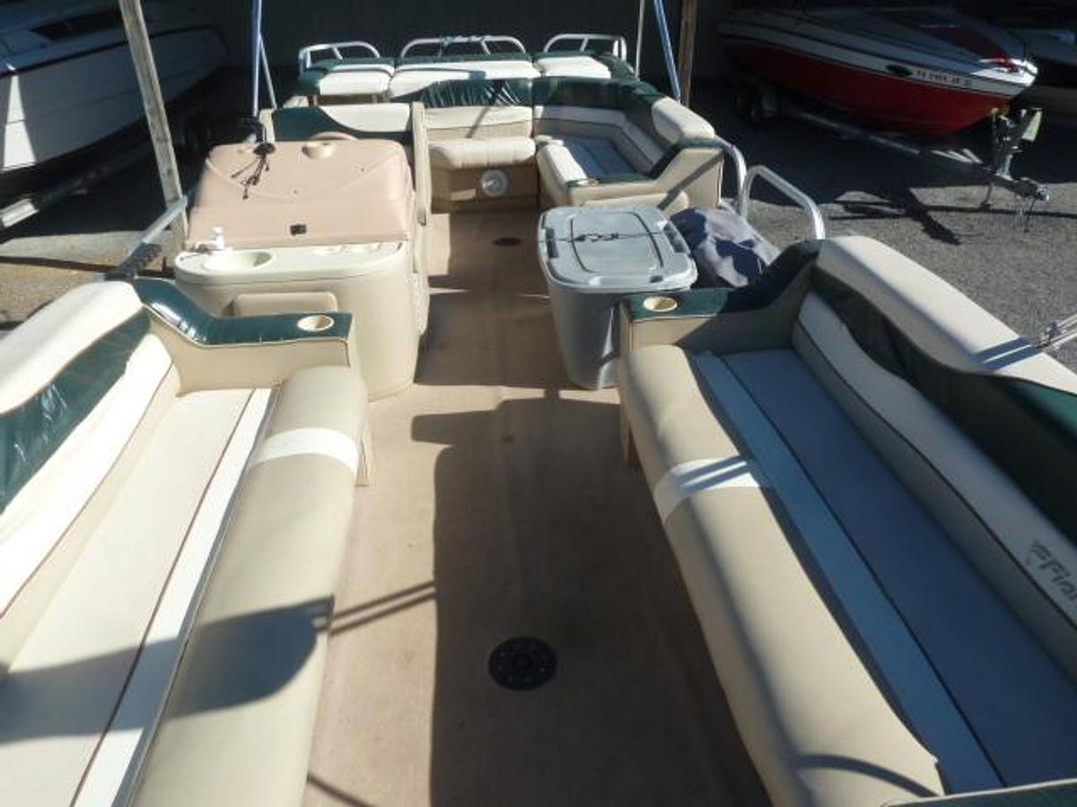 Used 1997 FISHER FREEDOM 240 DLX
