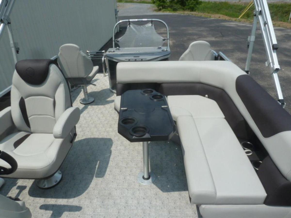 2025 South Bay 222 FCR LE