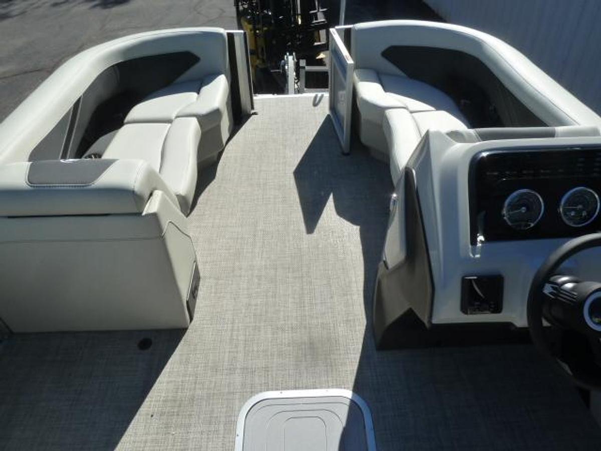 2027 Barletta A22QC