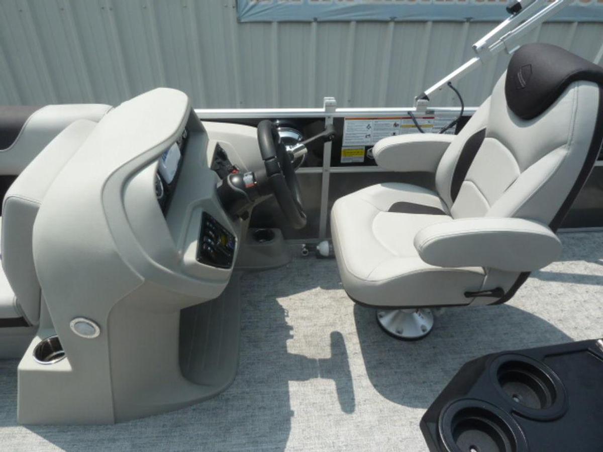 2025 South Bay 222 FCR LE