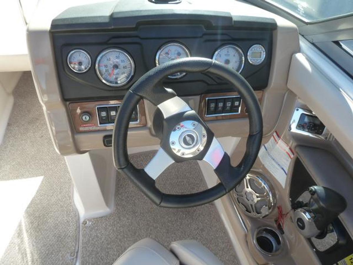Used 2012 Chaparral 226 SSI
