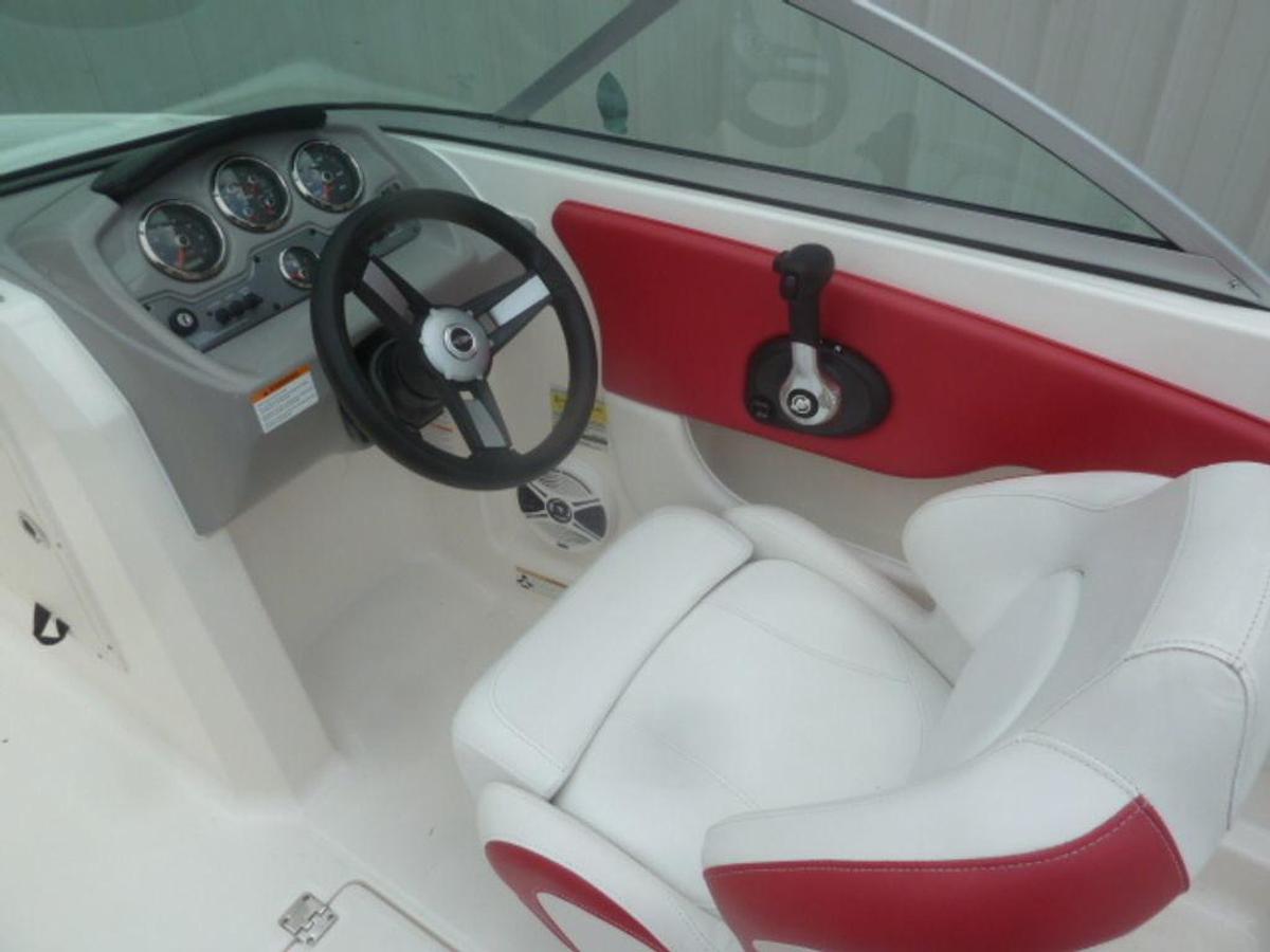 Used 2016 Chaparral H20 18 Sport
