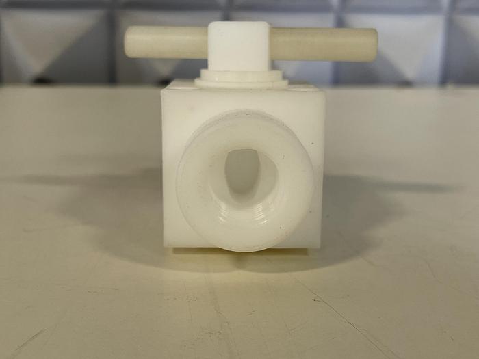 Used Swagelok/Hastelloy C275 1/2" Sanitary Fitting to Threaded w/  Ball Valve