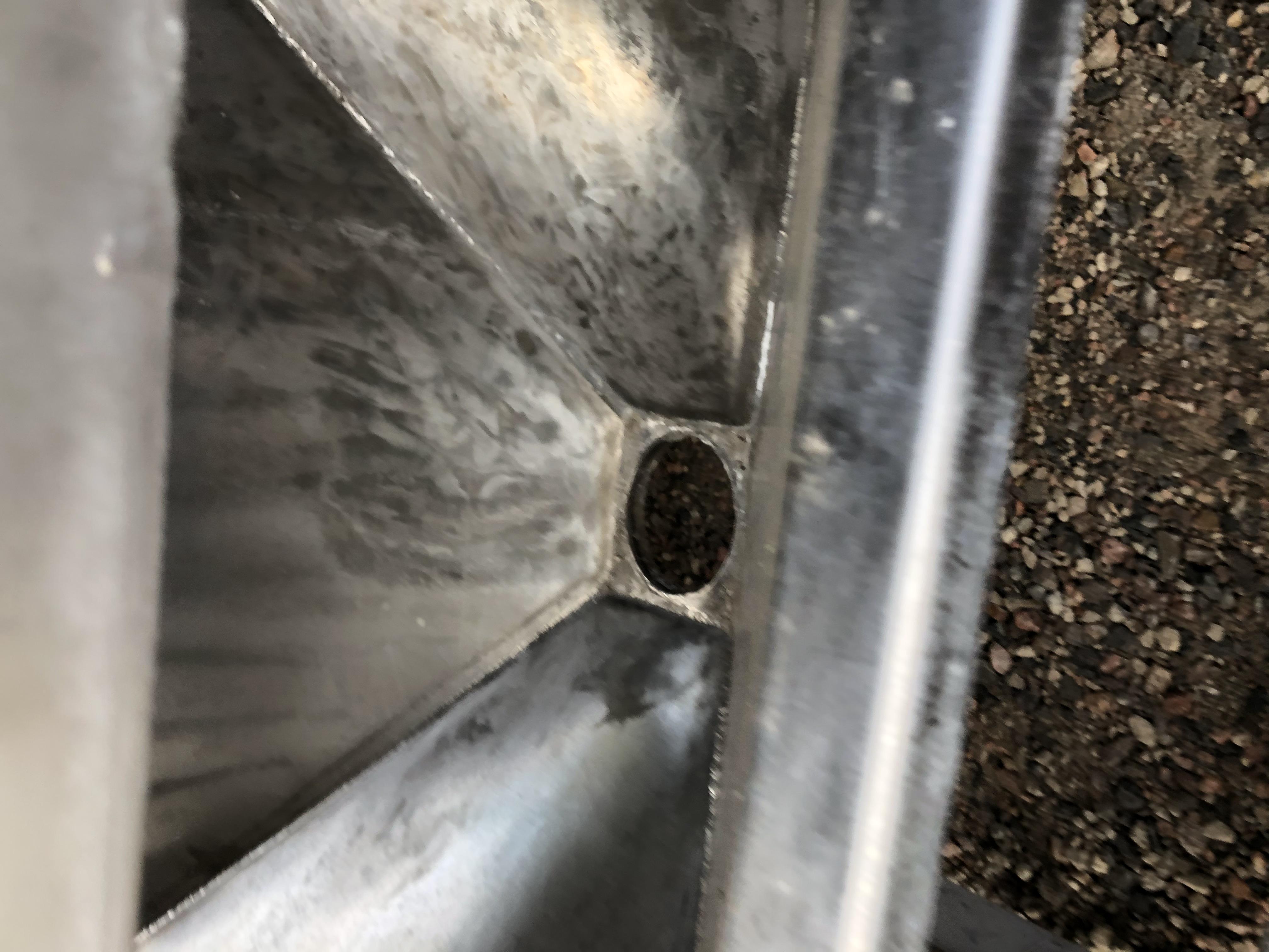 Usado SHAKER TABLE CONVEYOR