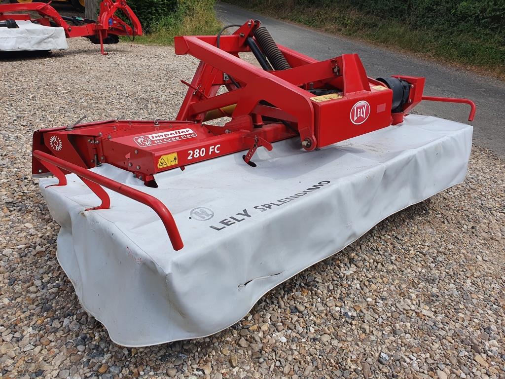 Used 2015 Lely Splendimo 280 FC