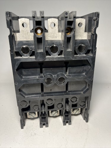 Used Cutler Hammer EHC3090 90 Amp 3 Pole 480 Volt Circuit Breaker NIB line/load Lugs