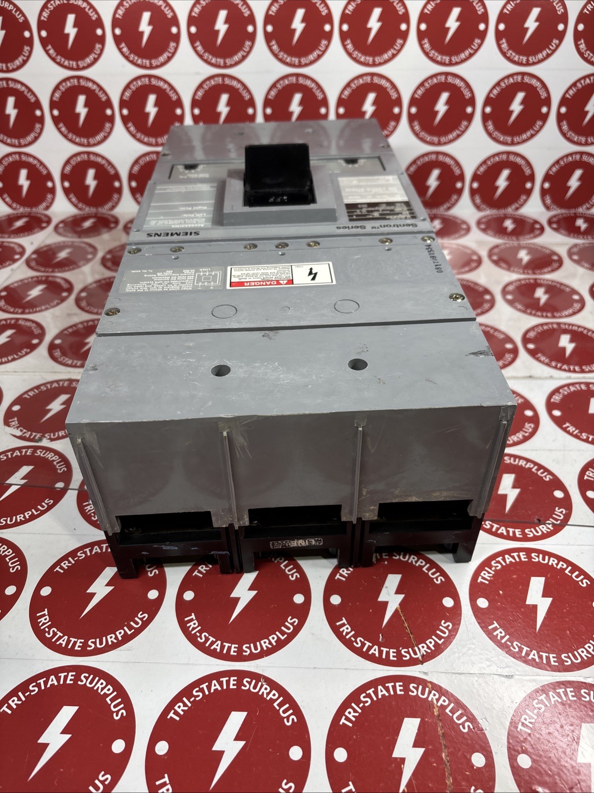 Used Siemens Circuit Breaker HLMD63F800 800 Amp 600 Volt 3 Pole W/800 Amp Trip