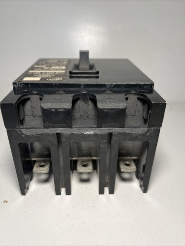 Used CUTLER HAMMER EHC3030 30 AMP BOLT-ON CIRCUIT BREAKER 3 POLE 480 VAC