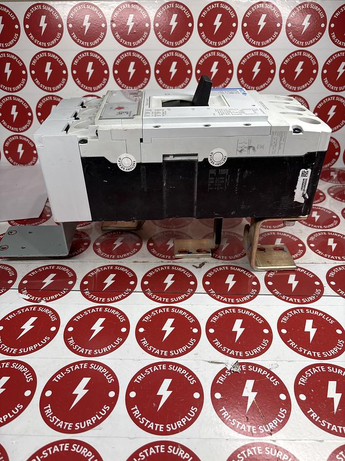 Eaton PDG33M0400TFAN
