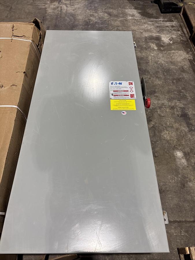 Used EATON DH327NGK 800 amp 240v Fused Indoor 3 Phase Disconnect Switch NEW🔴🔴