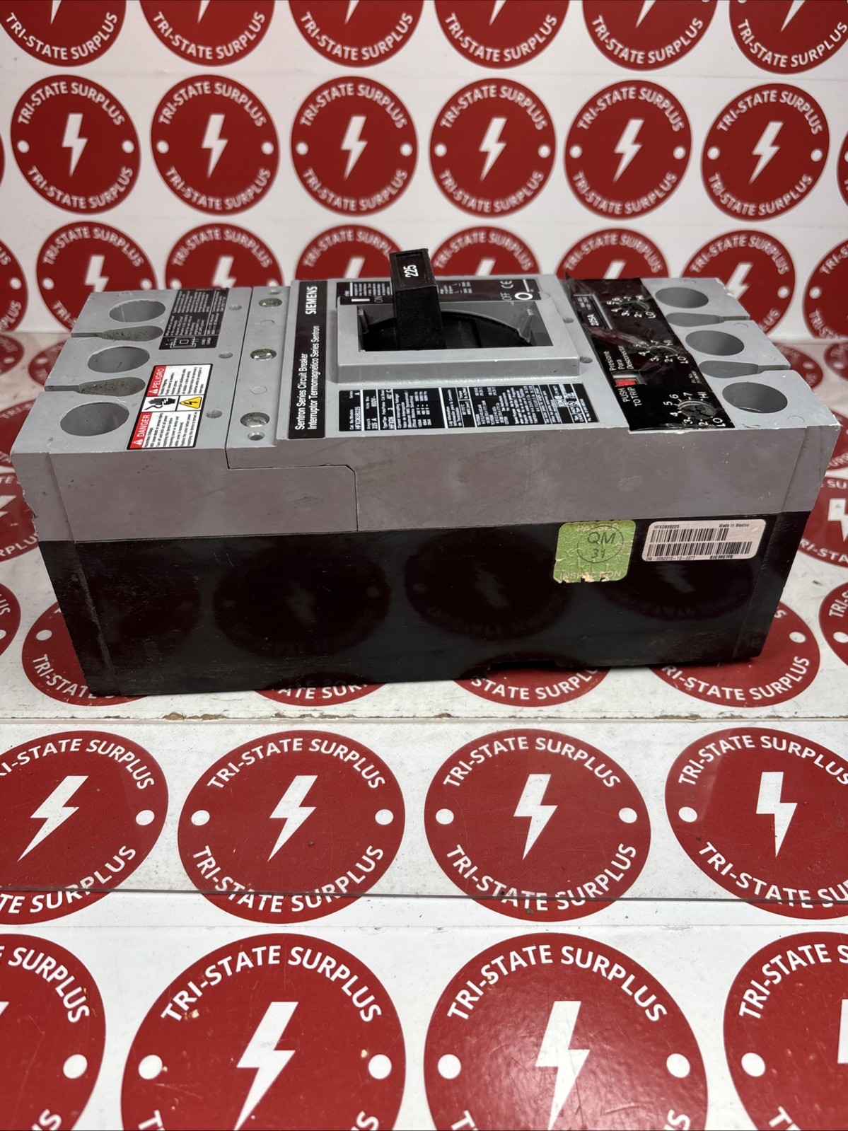 Used Siemens HFXD63B225 Sentron Series Circuit Breaker 225A 3-Pole 600V 🔴🔴