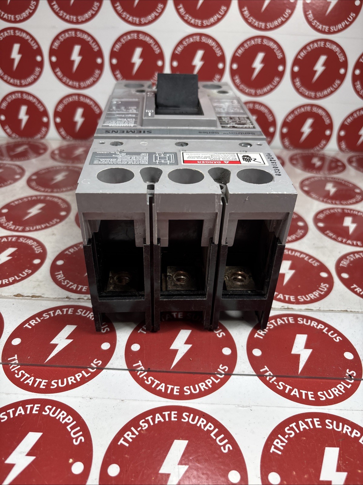 Used Siemens HFXD63B225 Sentron Series Circuit Breaker 225A 3-Pole 600V 🔴🔴