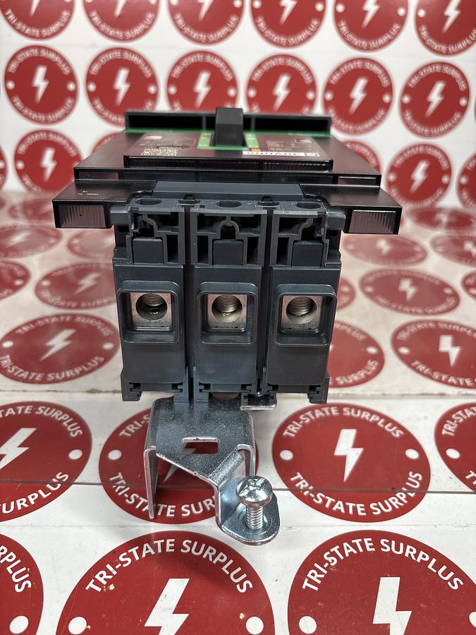 NEW PULL OUT Square D BJA36125 3 Pole 125 Amp 600 Vac PowerPact I-Line Breaker