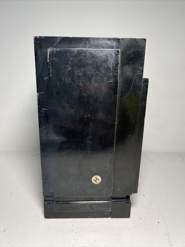 Used CUTLER HAMMER EHC3030 30 AMP BOLT-ON CIRCUIT BREAKER 3 POLE 480 VAC