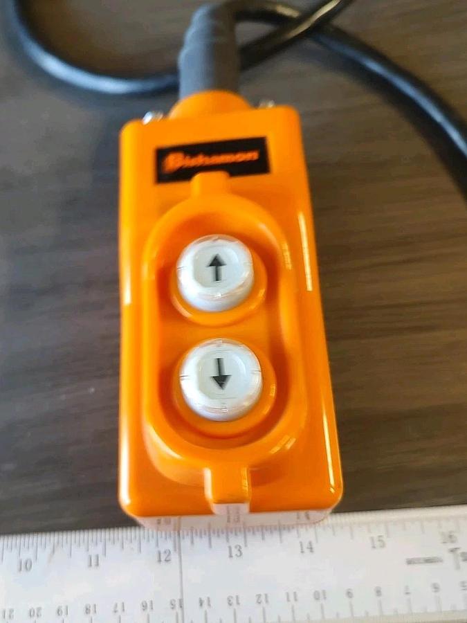 NEW Bishamon Conductix Wampfler 35244 Pendant 10ft 2 Button Control 4-pin Plug