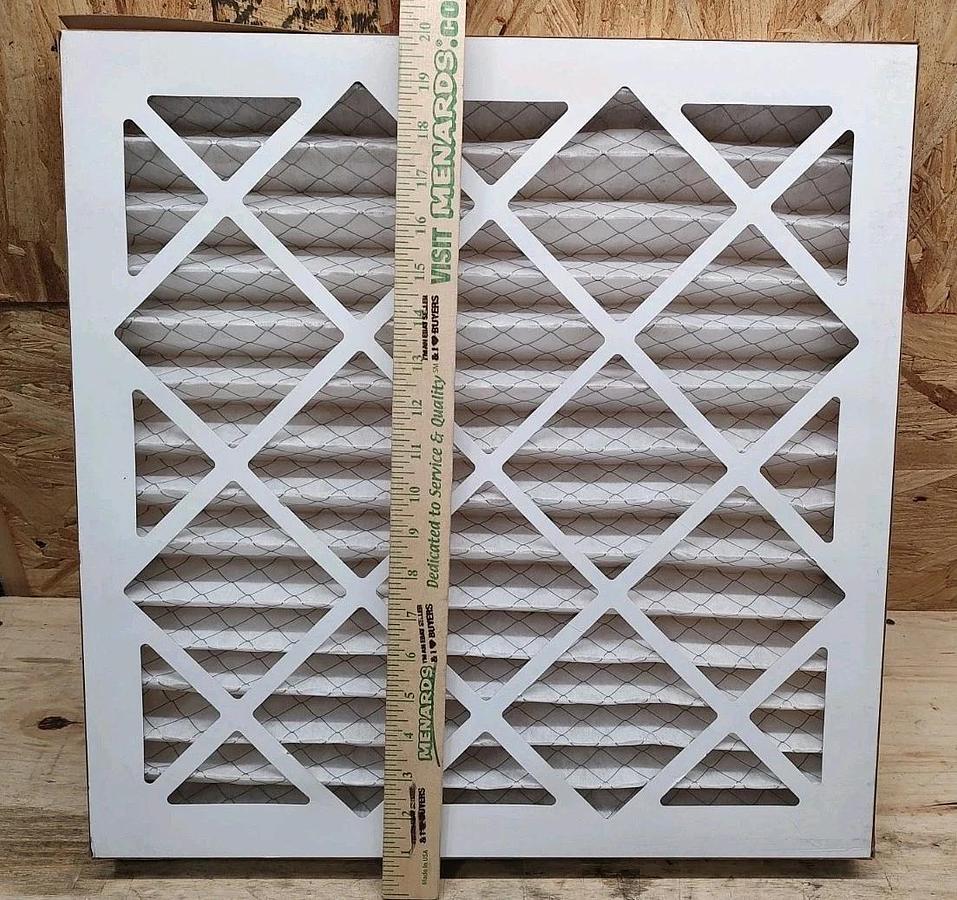 NEW Box Of 12 20"X20"X2" Pro Source 6222236 PLEATED AIR FILTER MERV 8 Wire Back