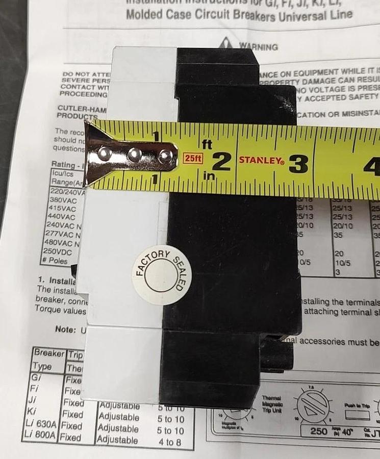 NOS Cutler- Hammer GI3060D Circuit Breaker 60A 415VAC 3pole thermal magnetic
