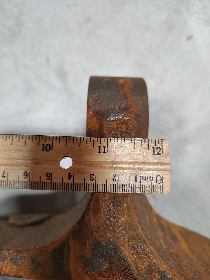 NOS 05-16 FORD 5C3Z3130BB F450 F550 4WD Front Axle Steering Knuckle 7C3Z-3130-A