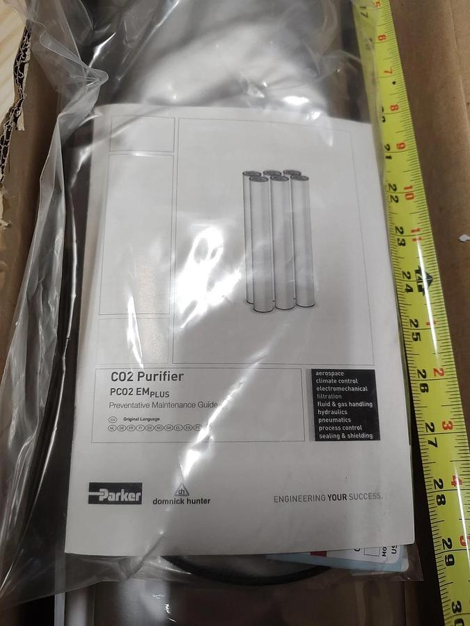 NOS Parker 606070830 PC02 EMplus CO₂ Purification Filter 6" Dia X 44"Long