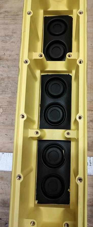 NEW KONE 70411403 Hubbell 2016 WPBC 6 Button Crane pendant enclosure Indoor
