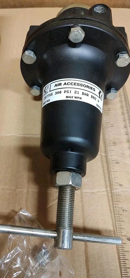 NEW Graco 207755 High Volume Air Regulator, 3/4npt Ports 300psi 380scfm MAX