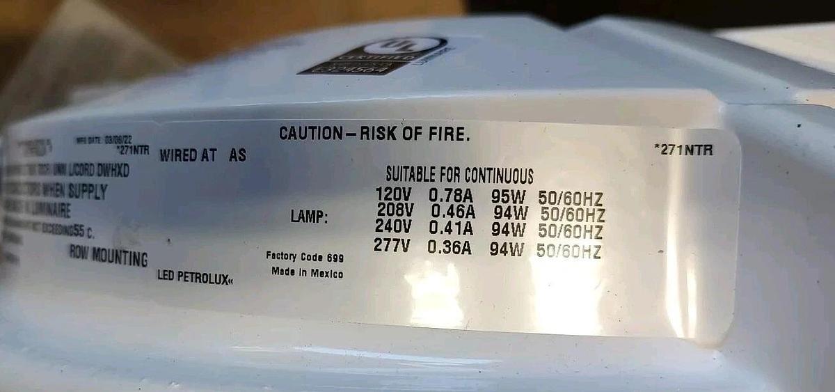 NEW Holophane Petrolux LED PLED2 10000LM WET LOCATION High Bay Fixture - WHITE