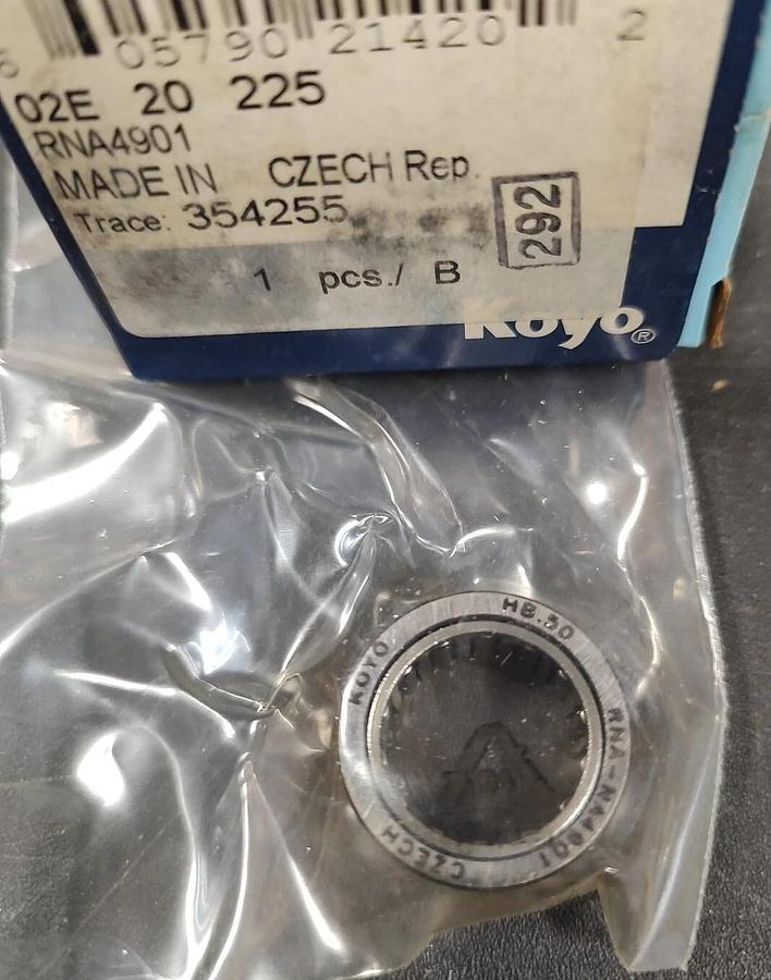 NEW Lot of 1 Koyo RNA4901 Needle Roller Bearing - 16mmBorex24mmODx13mmW   A2