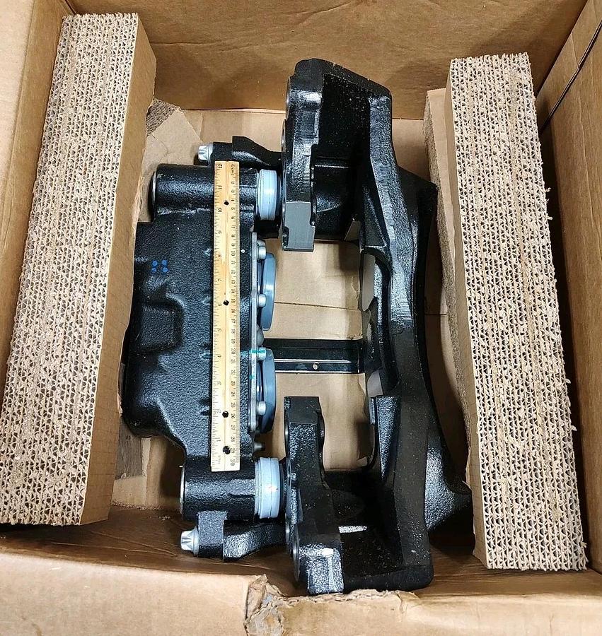 New In Open Box Meritor EX225H301XX000 NABI 6352434 SVC Caliper SHO