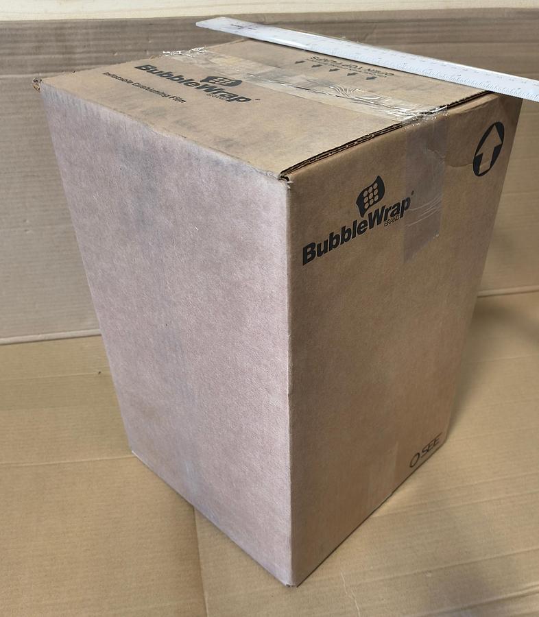 NEW LOT of 1 Bubble Wrap Sealed Air FILM ROLL NewAir I.B. Expresss Premium MEDIUM 2500Ft x 12"W 100640583