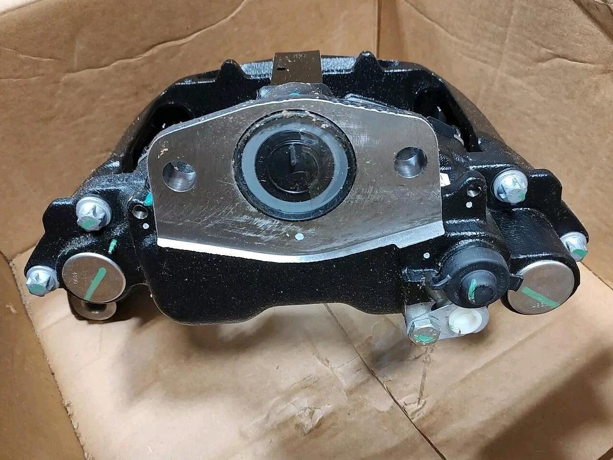 New In Open Box Meritor EX225H301XX000 NABI 6352434 SVC Caliper SHO