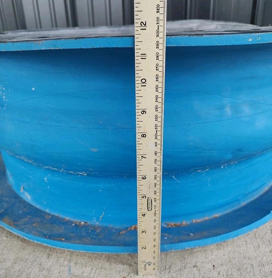 NEW NO PKG Garlock Style 8420 Expansion Joint 32" Dia EZ-Flo Arch 1 blank flange