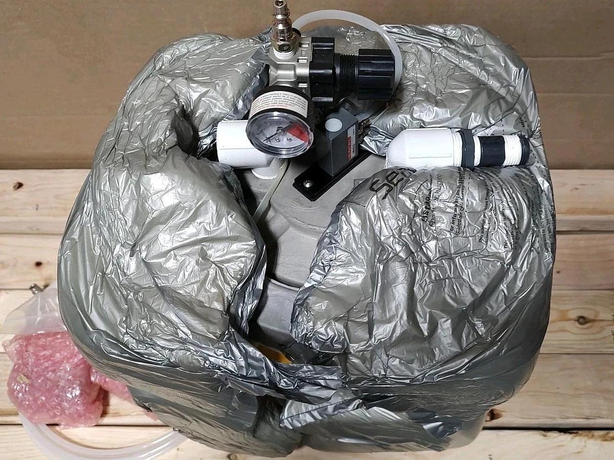 NEW BLACOH SPS-10-2-2 Spill Stop Pump Leak Containment POLY/NORYL/POLY/NORYL