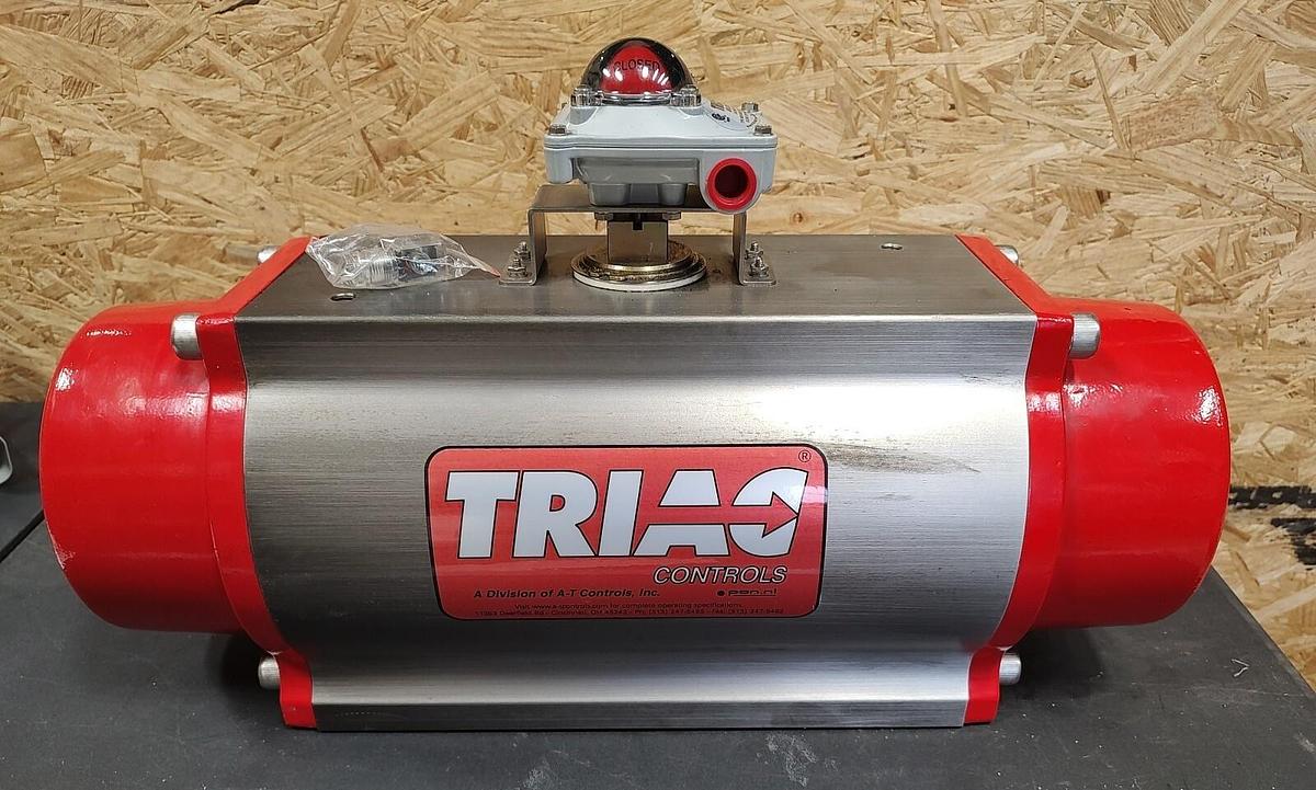 NEW TRIAC 2R1750DA Rack & Pinion Double Acting Actuator w/APL-210N 2SPDT LS's