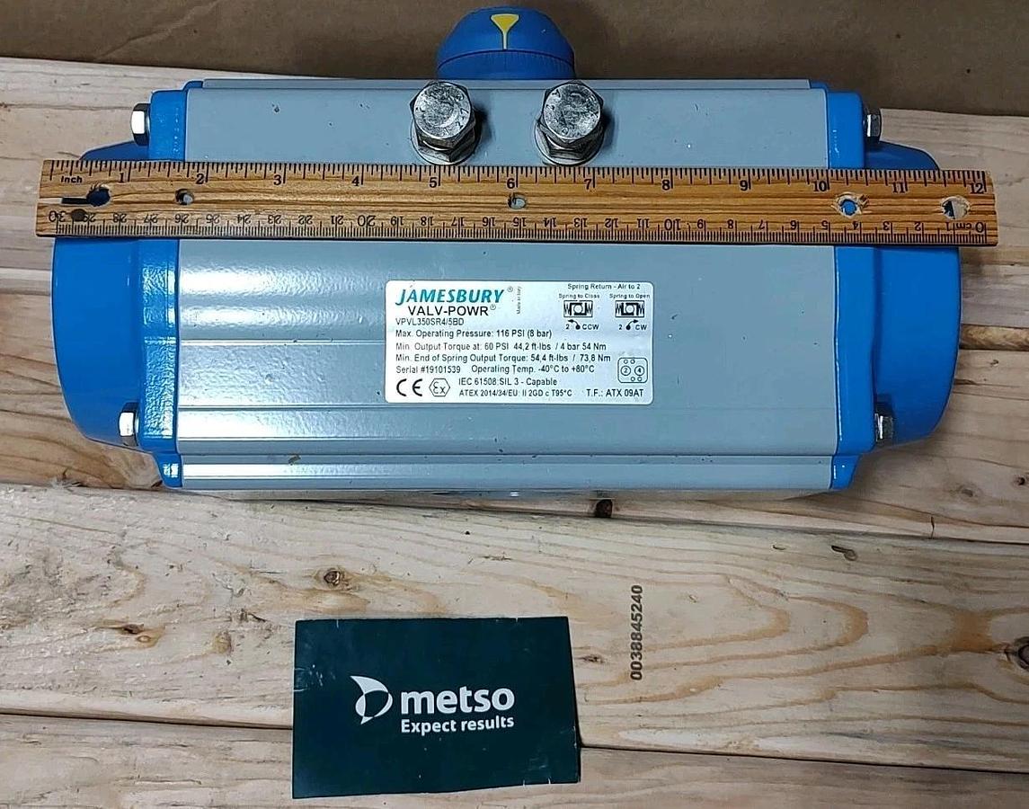NEW Jamesbury ValvPowr VPVL350SR4/5BD Spring Return Pneumatic valve actuator