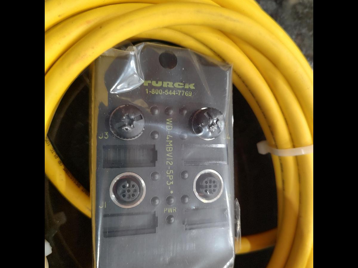 NEW Turck 4MBV12-5P3-5 Passive 4-port actuator sensor junction box w/5M cable
