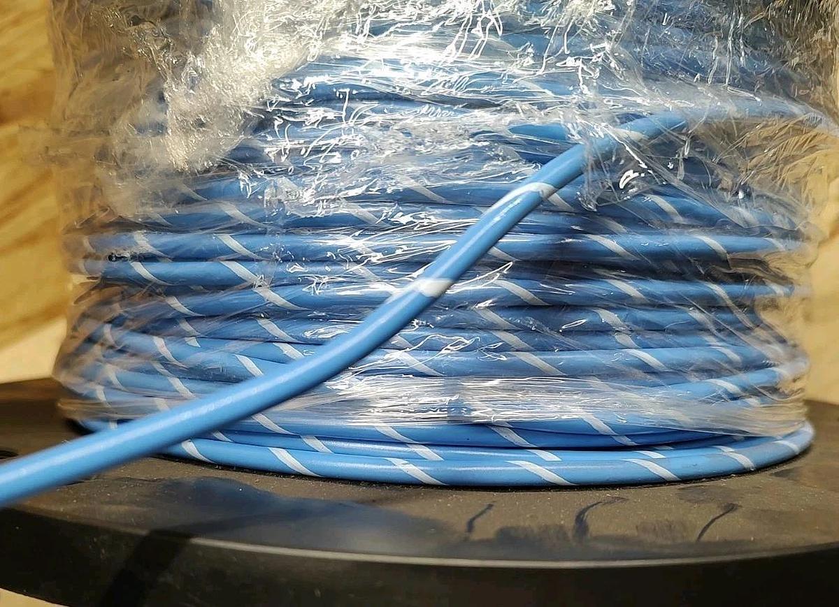 NEW 500ft Spool OmniCable L710ST-05 10 AWG Blue W/ White Stripe hook up Wire
