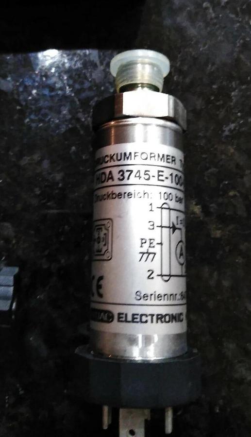NOS HYDAC HDA 3745-E-100-00 PRESSURE TRANSDUCER 100bar