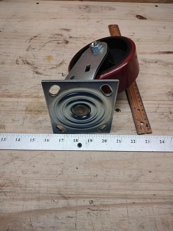 NEW Glide MAXX GMC-SI-0061 SWIVEL Top Plate Caster Polyurethene 5" Dia X 2" Wide