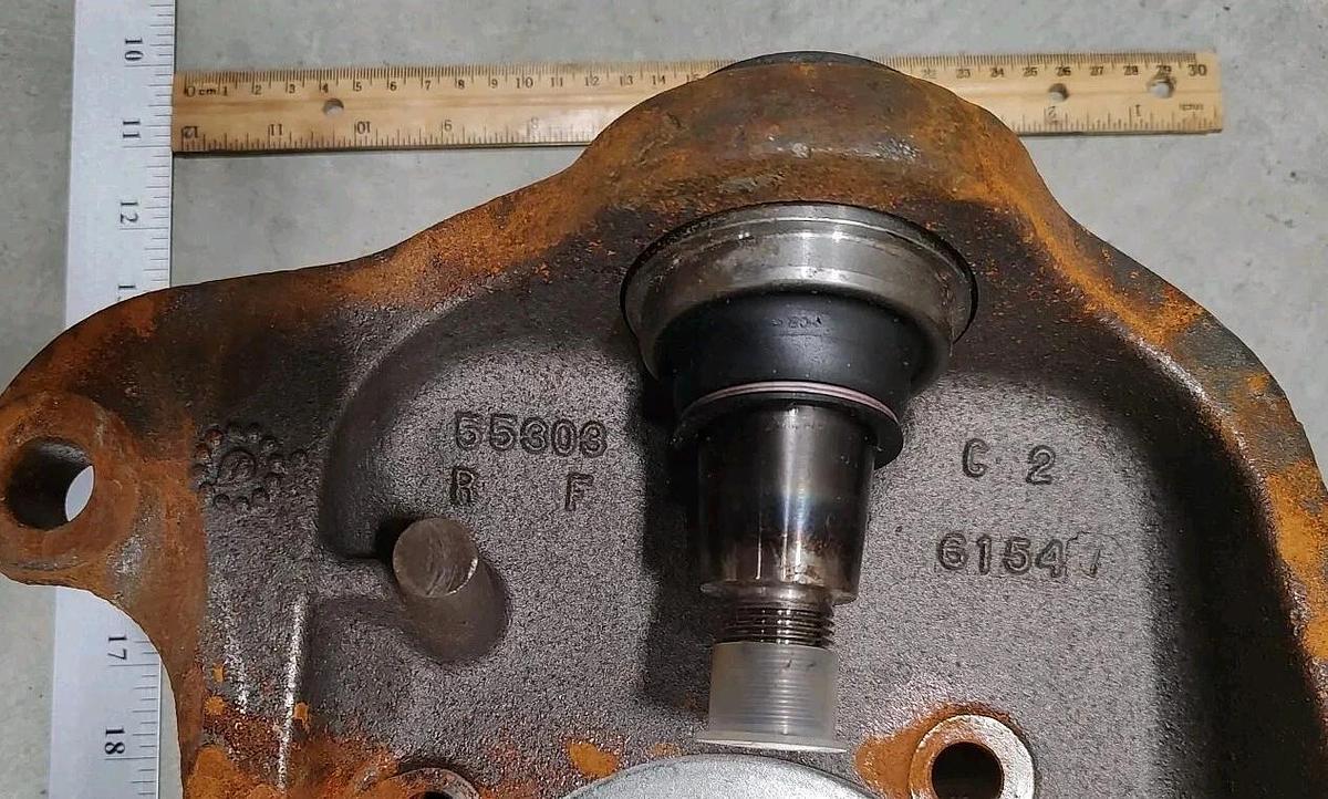 NOS 05-16 FORD 5C3Z3130BB F450 F550 4WD Front Axle Steering Knuckle 7C3Z-3130-A