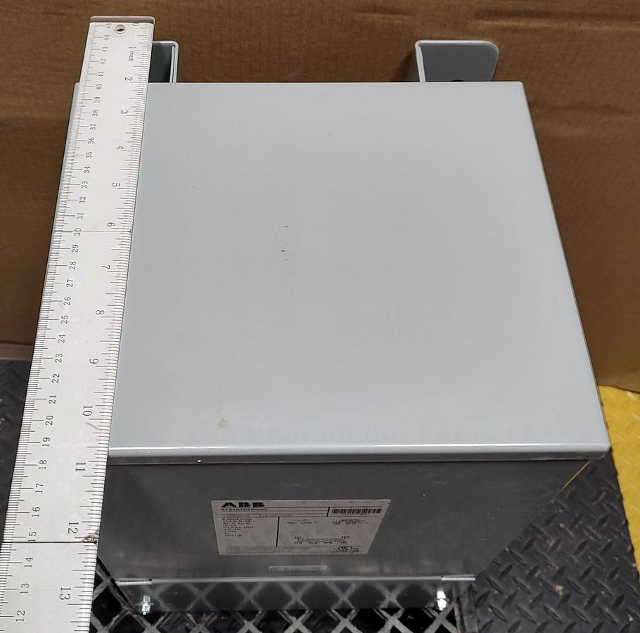  NEW ABB Dry Type Transformer 9T21B1016G02, 5KVA 600VAC Primary, 120/240VAC Secondary 